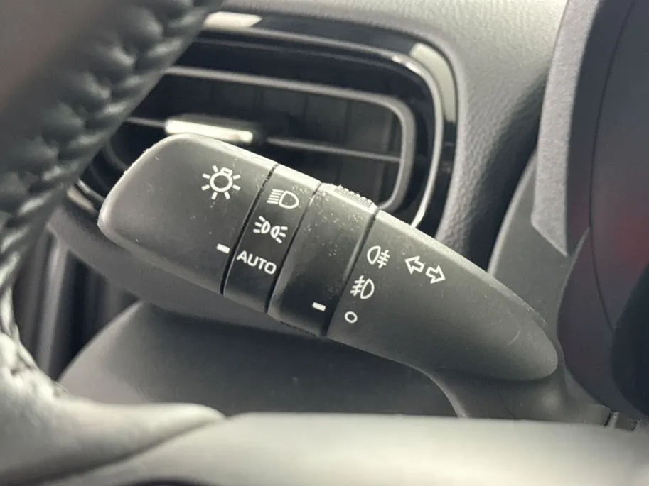 Toyota Yaris Cross 1.5 Hybrid Dynamic | Navigatie | 17'' L.M. Velgen | Adaptieve Cruise Control