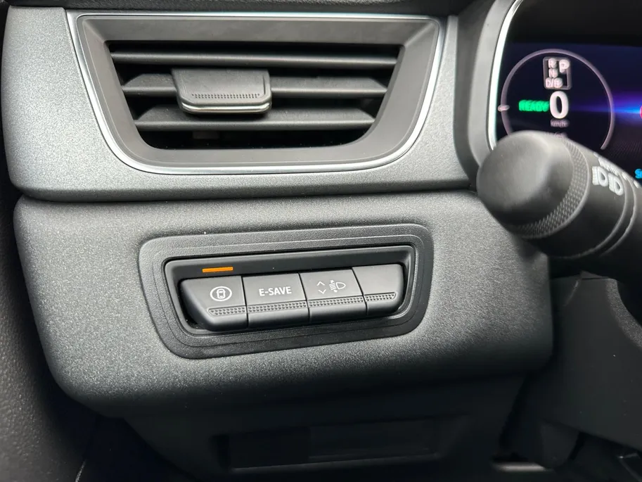 Renault Captur 1.8 E-Tech full hybrid 160 techno | Automaat | Apple Carplay & Android Auto | Cruise & Climate Control | Camera | Parkeersensoren | Navigatie | 12 Maanden BOVAG Garantie