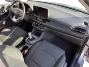 Hyundai i30 Wagon 1.0 T-GDi MHEV Comfort Smart | Navigatie | Apple Carplay & Android Auto | Cruise control | Climate control | Achteruitrijcamera | Parkeersensoren achter |