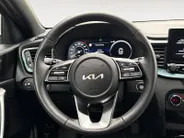 Kia Ceed 1.0 T-GDi Design Edition | Camera | LED | Stoel + Stuurverwarming | Apple Carplay / Android Auto | Halfleder