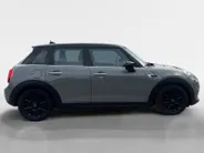 MINI Cooper 1.5 Cooper Business Edition Automaat | Navi | Clima | Cruise Control | LM Velgen | LED-Koplampen