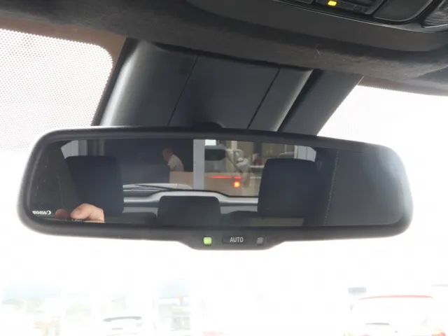 Toyota Yaris Cross 1.5 Hybrid Explore | Stoelverwarming | Parkeersensoren | Carplay
