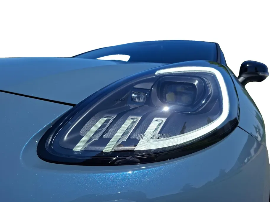 Ford Puma Gen-E BlueCruise Edition 47 kWh | 4.400,- Ready Set Ford Bonus | Winterpack | Matrix Ledkoplampen | Adaptive Cruisecontrol | 360Camera | Dodehoekdetectie | El. Achterklep | B&O Audio | 18' Lichtmetaal | Zwart dak&Spiegels | Nieuw te bestellen |