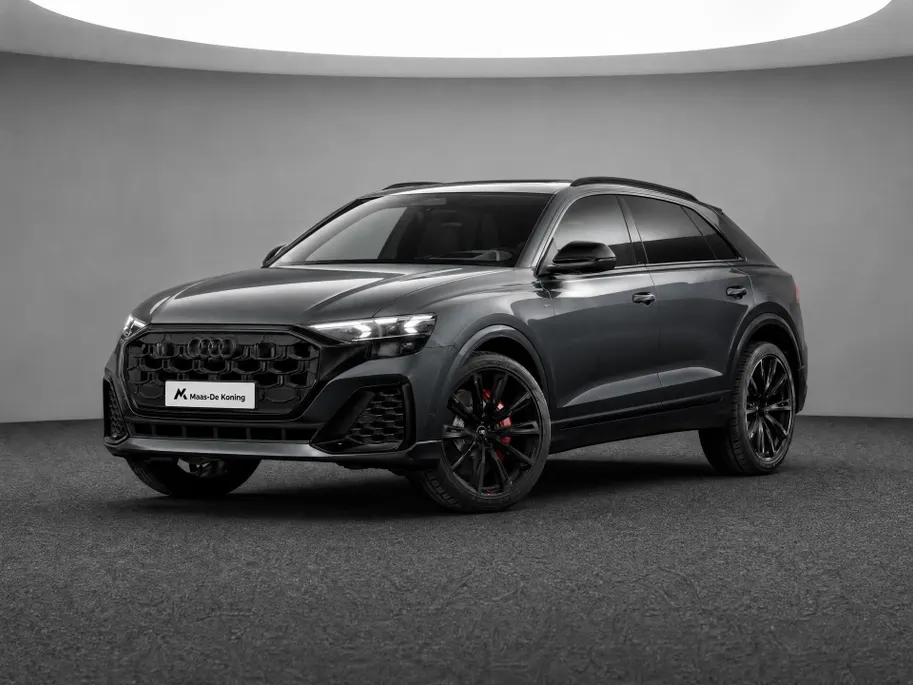 Audi Q8 60 TFSI e quattro Competition Plus 490 PK · Glazen panoramadak · B&O Premium 3D · Decoratielijsten mat carbon twill