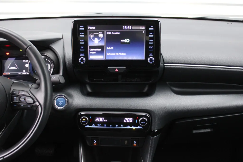 Mazda 2 Hybrid 1.5 Agile | Airco | Cruise | Stoelverwarming | 15' LM | Comfort & Safety pakket |
