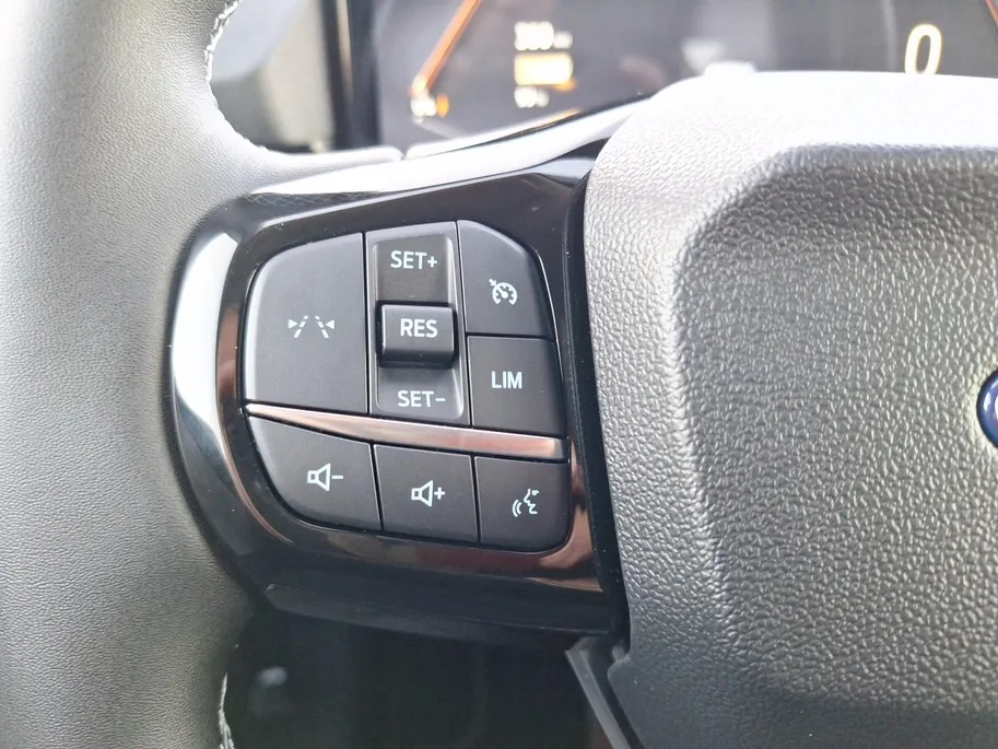 Ford Puma Gen-E 46,8 kWh | Winterpack | Comfort Pack | Camera | Apple Carplay&Android Auto | Climate Control | El. Achterklep | Navigatie | Nieuw te bestellen! |