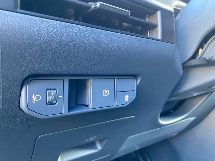 Kia PV5 L2H1 Elite Executive 51.5 kWh | Nieuw te bestellen! | 297 Km bereik |  Laadcapaciteit 4.4 m³ | 360° Camera | Verwarmd stuur
