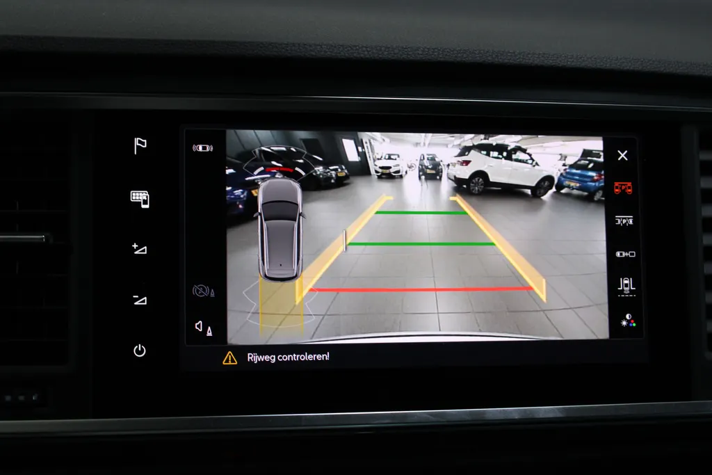 SEAT Ateca 1.5 TSI Style Business Intense / NAVIGATIE / CAMERA / APPLE CARPLAY / ANDROID AUTO / FULL LED /