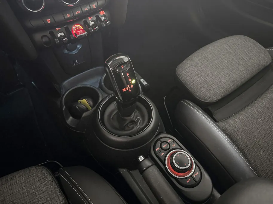 MINI Cooper 3-deurs Cooper Business Edition