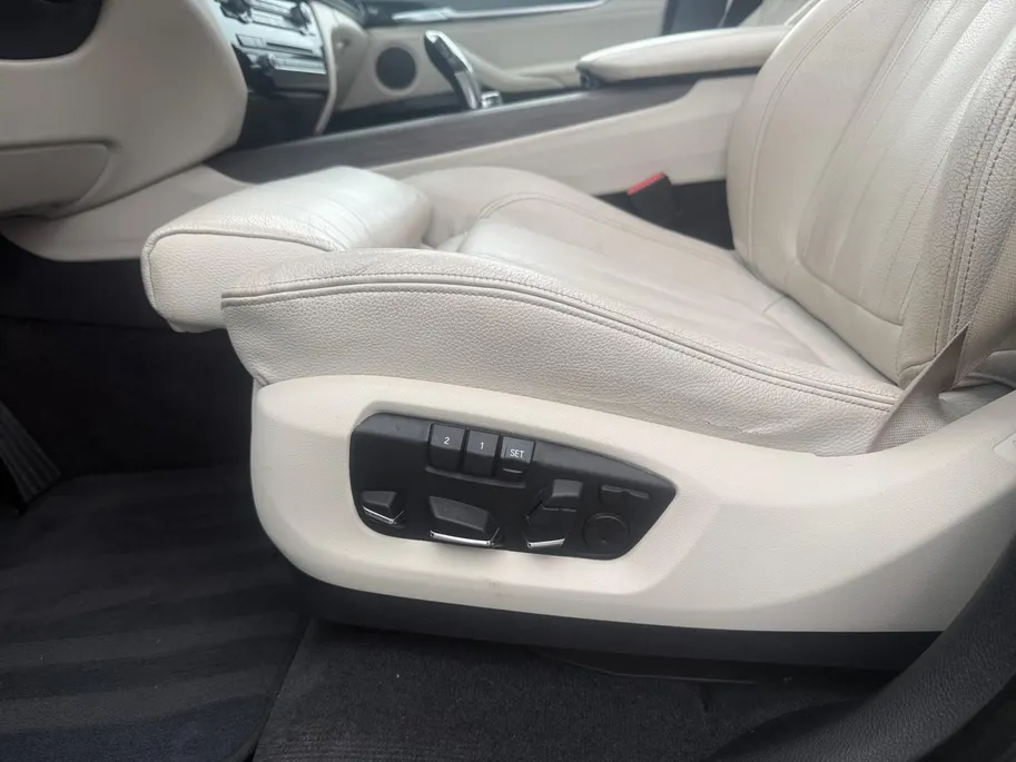 BMW X5 xDrive40e High Executive | Automaat | Schuif-kantel Dak | Harman Kardon | Trekhaak | Memory | Camera | Head Up Display | Cruise Control | Climate Control