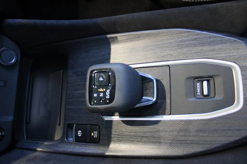 Nissan QASHQAI 1.3 MHEV Xtronic Tekna Plus | Nappa lederen bekleding | 20Inch lm wielen | Navigatie | Apple carplay & Android auto | Stoelgeheugen | 360grd camera | Stoel-, stuur- en voorruit verwarming | Climate controle|