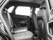 Audi Q3 45 TFSIe 245pk S-tronic Advanced Edition · SOH 92,5% · Camera · Apple/Android Car Play · S line interieur · P-Sensoren · Elek. Achterklep · 18'' Inch · Stoelverwarming ·