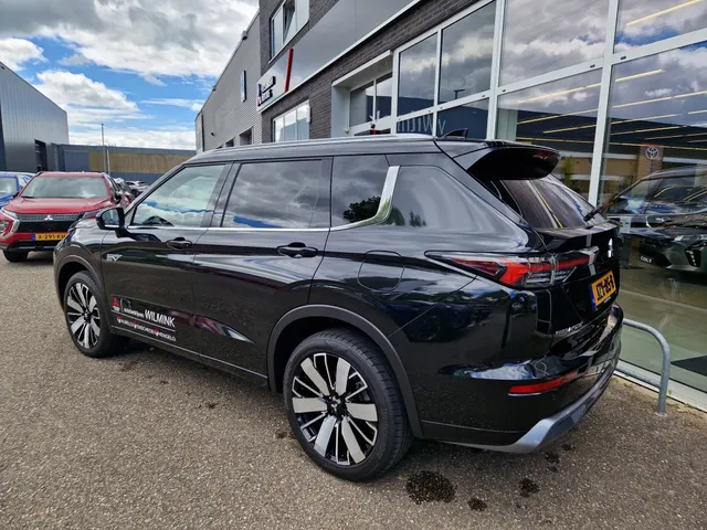 Mitsubishi Outlander 2.4 PHEV Instyle+