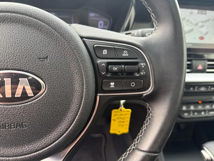 Kia Niro 1.6 GDi Hybrid DynamicLine | NAVI | CAMERA | SCHUIFDAK | TREKHAAK | CLIMATE & CRUISE CONTROLE | LAGE KM. STAND | ETC...