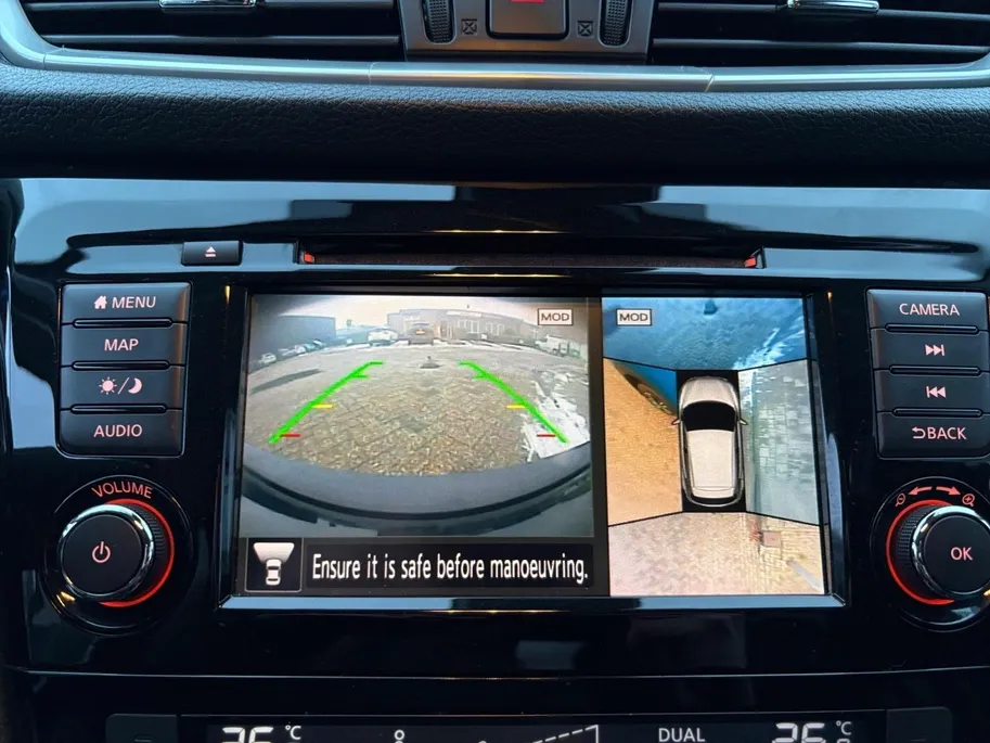 Nissan QASHQAI 1.3 DIG-T N-Connecta | Trekhaak | Navigatie | Camera | Stoelverwarming | Apple Carplay/Android Auto |  Lichtmetalen Velgen |