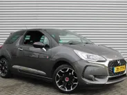 DS DS 3 1.2 PureTech Performance Line | Automaat | Navi | Trekhaak | Clima | 17' LM Velgen | Camera |