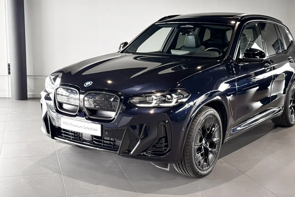 BMW iX3 High Executive 80 kWh