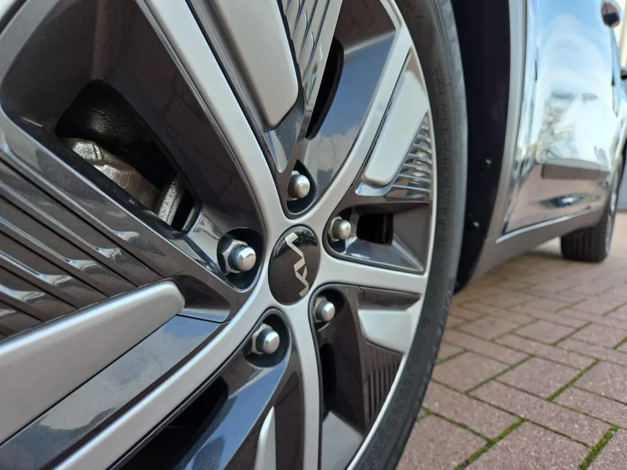 Kia Niro 1.6 GDi Hybrid DynamicLine | Automaat | Trekhaak | Camera | Navigatie | Carplay | cruise Control |