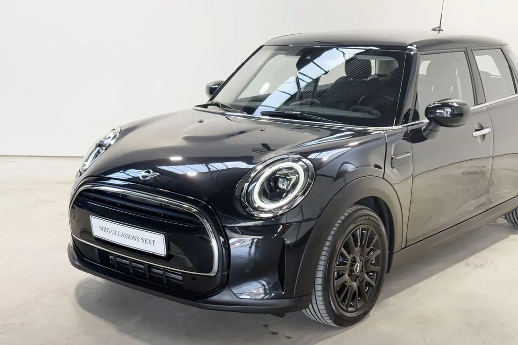 MINI Cooper 5-deurs Cooper Camden Edition
