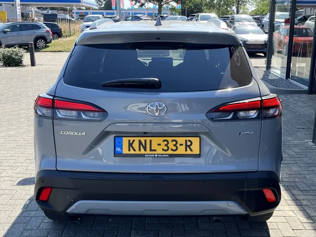 Toyota Corolla Cross Hybrid 140 Dynamic | Parkeersensoren V+A | All Seasons