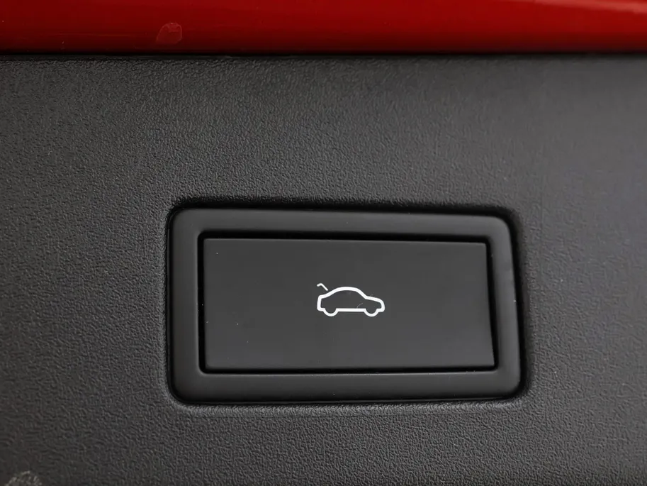 Volkswagen ID.4 GTX 299pk 4Motion 77 kWh · Panoramadak · 360 Camera · Dodehoeksensor ·Warmtepomp · Alarmklasse 3 · Stoel-& Stuurverwarming · 21'' Inch ·