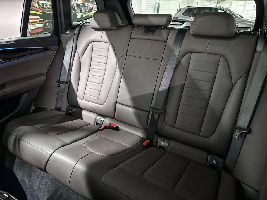 BMW iX3 High Executive