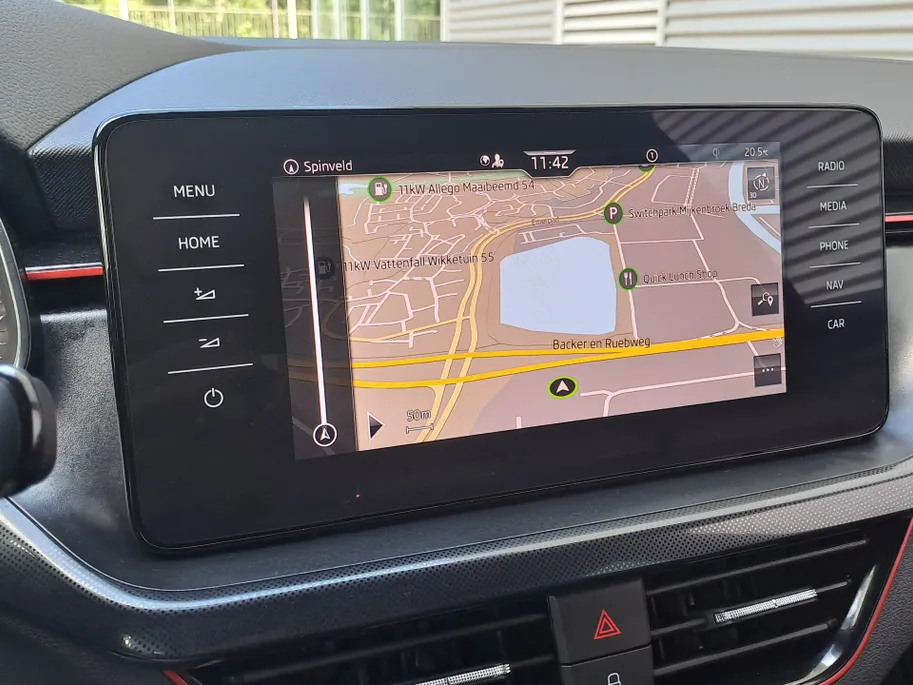 Škoda Scala 1.0 TSI Sport Business | Navigatie | Adaptive Cruise | Sensoren | Climate | Apple Carplay/Android Auto