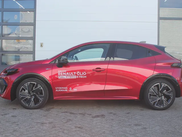 Renault Clio 1.8 Hybrid 160 PK esprit Alpine | Harman Kardon geluid 9 luidspeakers | Dode hoek detectie | Camera achter | NIEUW OP VOORRAAD