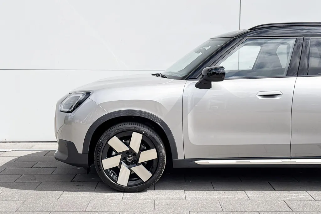 MINI Countryman C Favoured M Plus