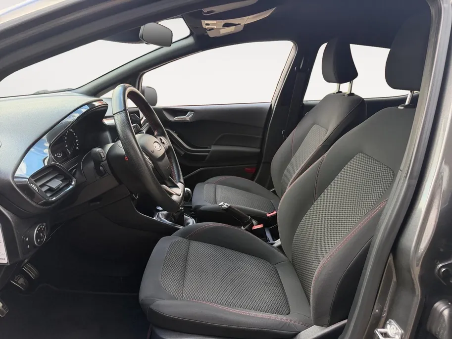 Ford Fiesta 1.0 EcoBoost ST-Line 12 MAANDEN BOVAG GARANTIE | ELEKTRISCHE RAMEN | BLUETOOTH AUDIO | AIRCO
