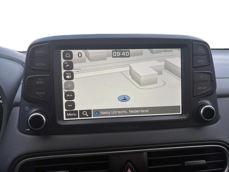 Hyundai Kona 1.0T Premium |voorstoelen/Stuurwiel verwarmd|Allweatherbanden| Apple Carplay/Android Auto| 12maanden Bovag garantie|