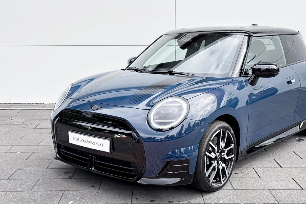 MINI Cooper 3-deurs Electric Cooper E John Cooper Works L 40.7 kWh