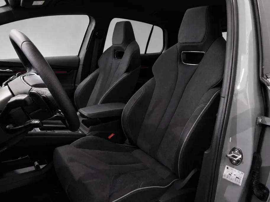 Škoda Enyaq Coupe 85 Sportline | 21' Supernova | Business Upgrade pakket Advanced | Trekhaak wegklapbaar | 2.500,- inruilbonus!!