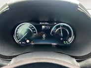 Kia XCeed 1.6 GDi PHEV ExecutiveLine | Trekhaak Afneembaar + 13-Polige Stekker | Apple Carplay / Android Auto | Navigatiesysteem | Stoelverwarming + Stoelkoeling | Stuurverwarming | Elektrisch Verstelbare Voorstoelen | Bestuurdersstoel Met geheugen | Elektrisch bed