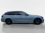 BMW 3 Serie Touring 320e Business Edition Plus | Dealer onderhouden! | 1e Eigenaar | Trekhaak | Achteruitrijcamera | Elektr. Achterklep | Lederen bekleding | Virtual cockpit | 12 maanden garantie