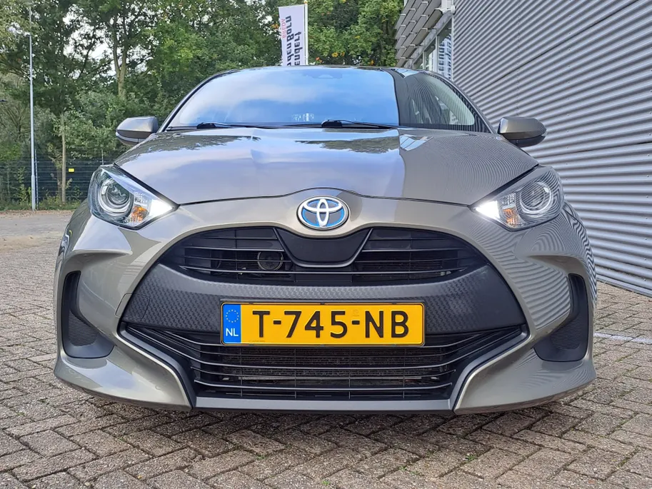Toyota Yaris 1.5 Hybrid Active AUTOMAAT | Navigatie | Adaptieve Cruise | Climate | Camera | Rijstrooksensor met correctie | Apple Carplay/Android Auto