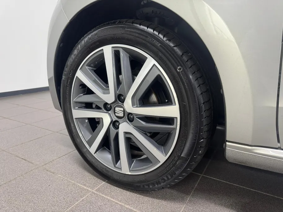SEAT Mii 1.0 FR Airco / Cruise control / Parkeersensoren /