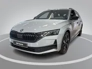 Škoda Octavia combi Sportline Business 1.5 TSI m-HEV 110 kW / 150 PK | Trekhaak wegklapbaar | 19'' draconis velgen | 1.000,- inruilbonus!!