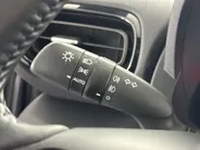 Toyota Yaris Cross 1.5 Hybrid Dynamic | Navigatie | 17'' L.M. Velgen | Adaptieve Cruise Control