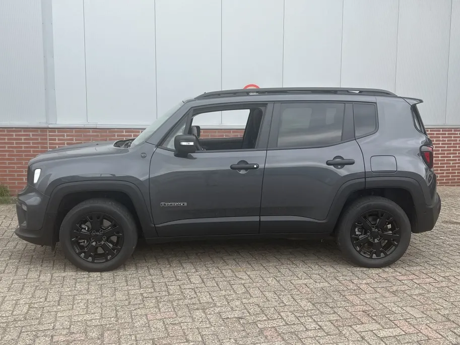 Jeep Renegade 4xe 240 PK Hybrid North Star | Pano | Safety | Winter | 18'