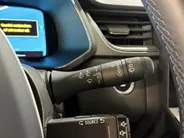 Renault Captur 160PK E-Tech Full Hybrid Techno Automaat | Camera | Parkeersensoren | Adaptive Cruise Control | Climate Control | Apple CarPlay/Android Auto | Full LED | Licht & Regen Sensor | Lichtmetalen Velgen |