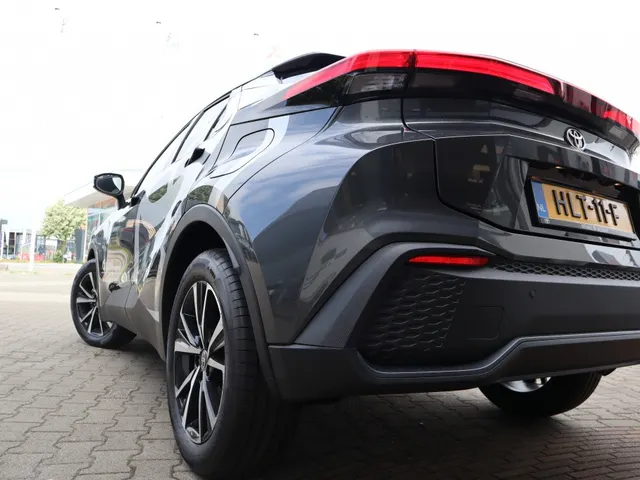 Toyota C-HR 1.8 Hybrid 140 Dynamic