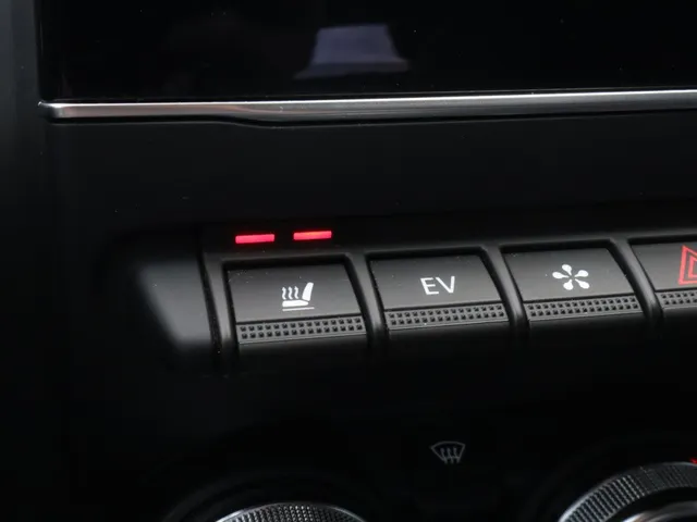 Mitsubishi ASX 1.6 HEV First Edition Hybrid | Automaat | Adaptive Cruise | Carplay VERKOCHT