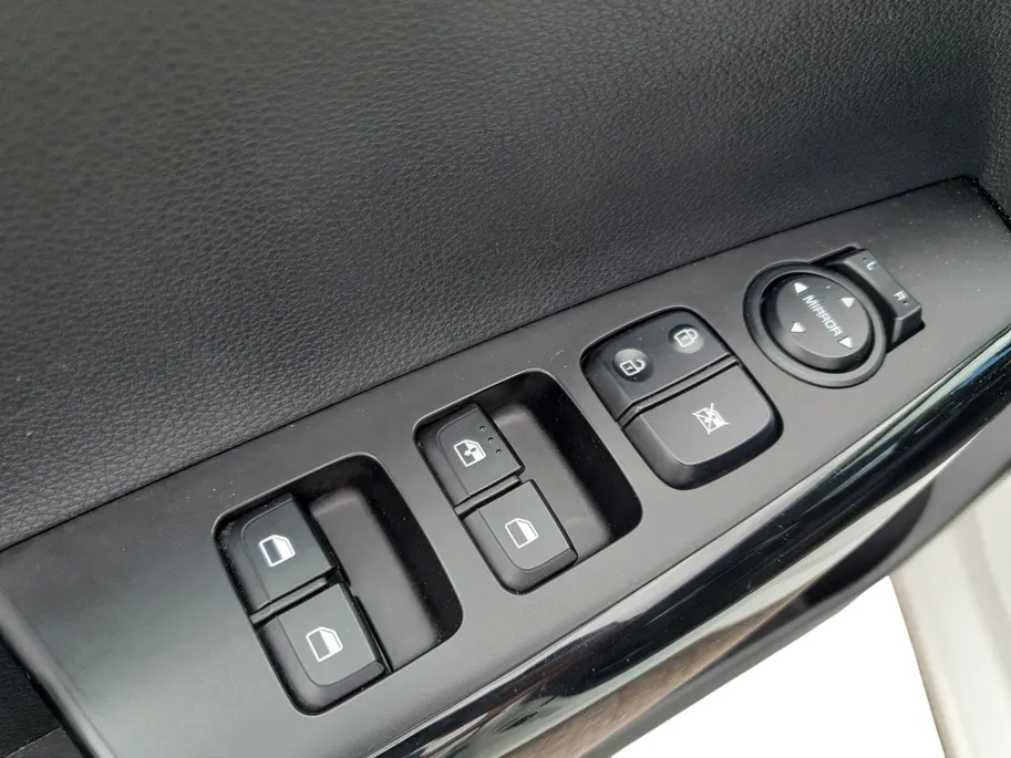 Kia Picanto 1.0 DPi DynamicLine | Navigatie | Airco | Cruise control | Camera | Apple Carplay / Android Auto | Elektrische ramen voor en achter |