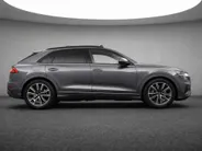 Audi Q8 55 TFSIe 381pk Tiptronic Quattro Pro Line S · Panoramadak · 360 Camera · Wegklapbare Trekhaak · Apple/Android Car Play · Luchtvering · 21'' Inch ·