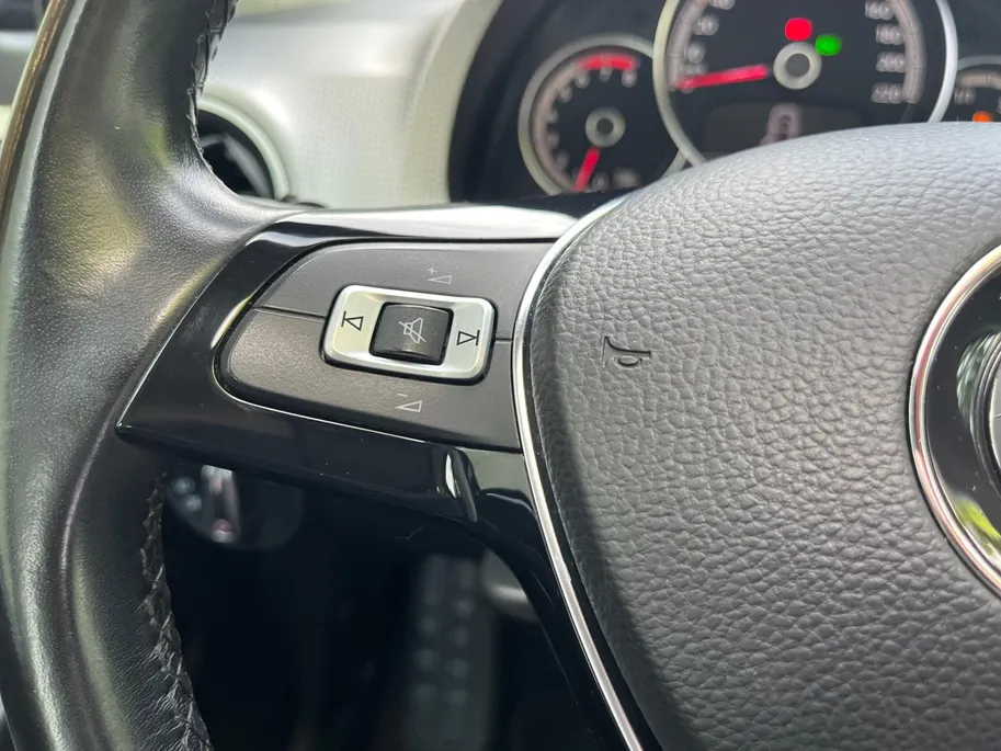 Volkswagen up! 1.0 BMT high up!