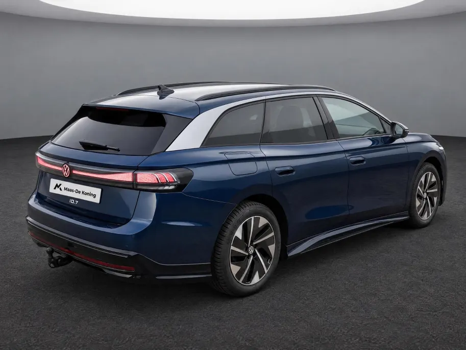 Volkswagen ID.7 Tourer Pro 77 kWh 210kW/286PK · Trekhaak · Navigatie · 360°Camera + parkeersensoren · Garantie t/m 17-10-2027