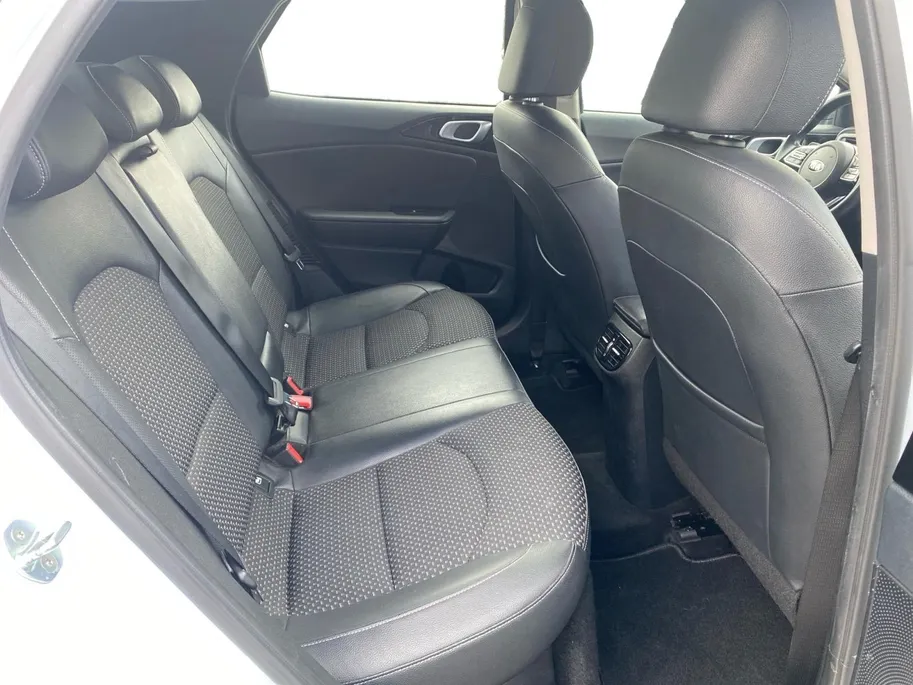 Kia XCeed 1.6 GDi PHEV DynamicLine | Navigatie | Climate control | Cruise control