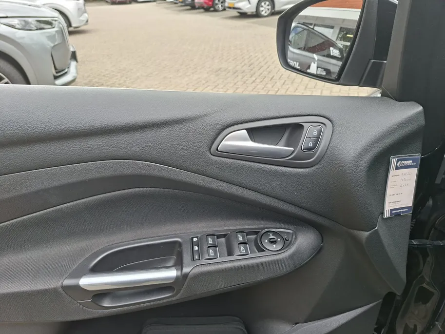 Ford C-MAX 1.5 Titanium TREKHAAK / WINTERPAKKET.