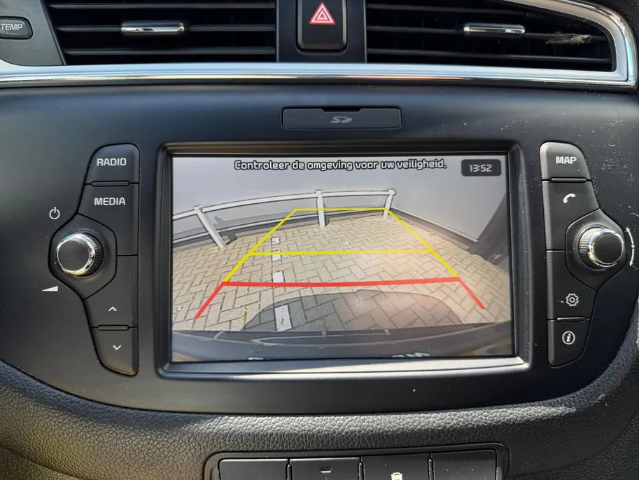 Kia cee'd Sportswagon 1.0 T-GDi Design Edition | Zeer nette auto | Dealer onderhouden | Achteruitrijcamera | Navigatie met Apple CarPlay & Android Auto |